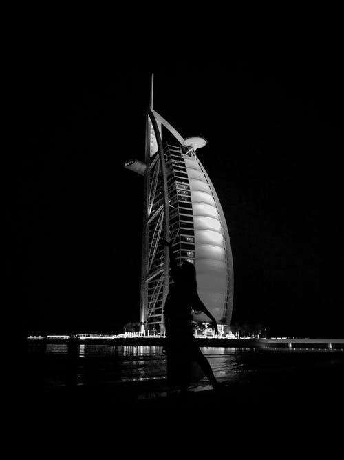 有关剪影, 单色, 垂直拍摄的免费素材图片