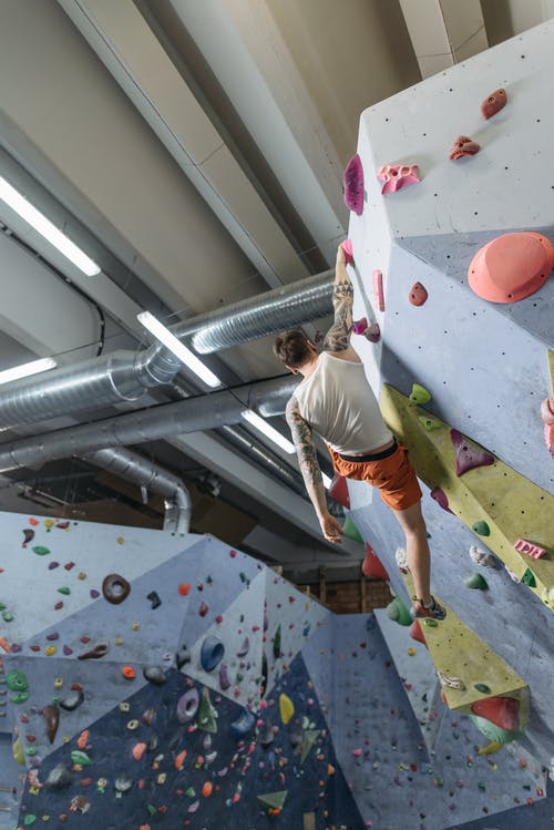 有关人, 低角度拍摄, 刺青的的免费素材图片