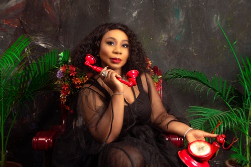 有关女人, 工厂, 握住的免费素材图片