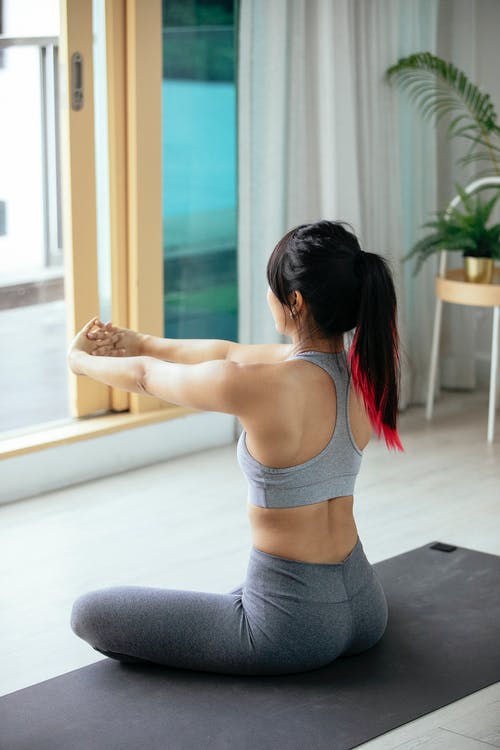 有关中空装, 人物, 伸展的免费素材图片