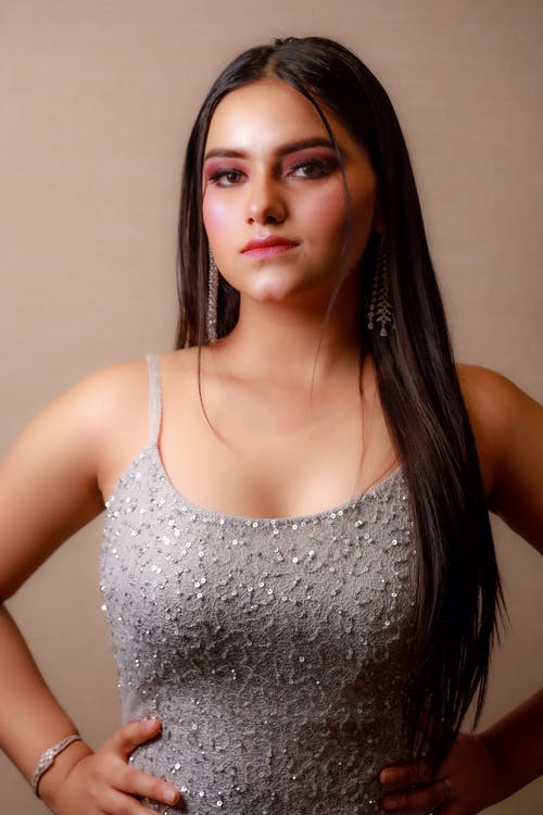 有关人, 光鲜亮丽, 垂直拍摄的免费素材图片