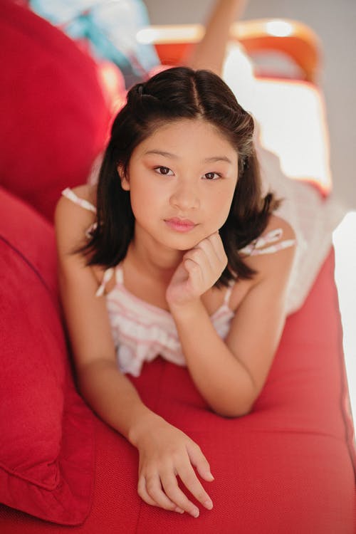 有关垂直拍摄, 年轻, 摆姿势的免费素材图片