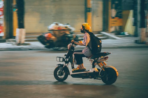 有关人, 动弹, 在晚上的免费素材图片