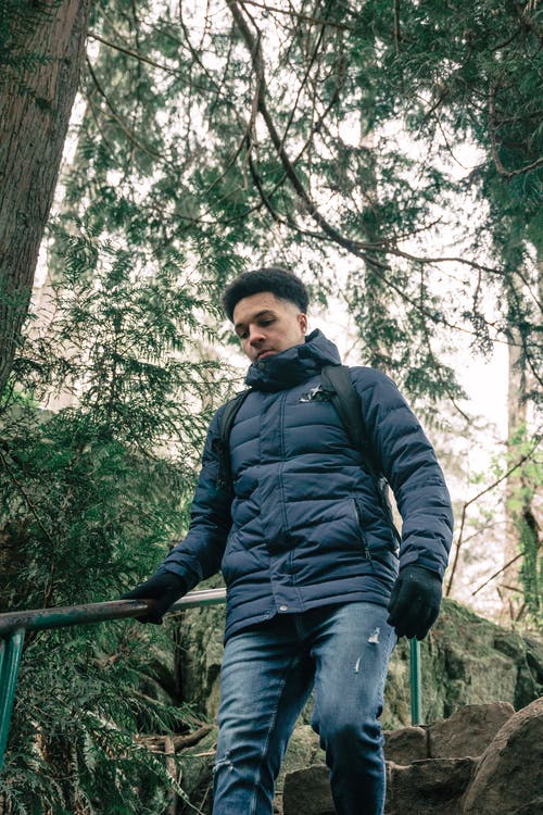 有关下降, 人, 人行道的免费素材图片