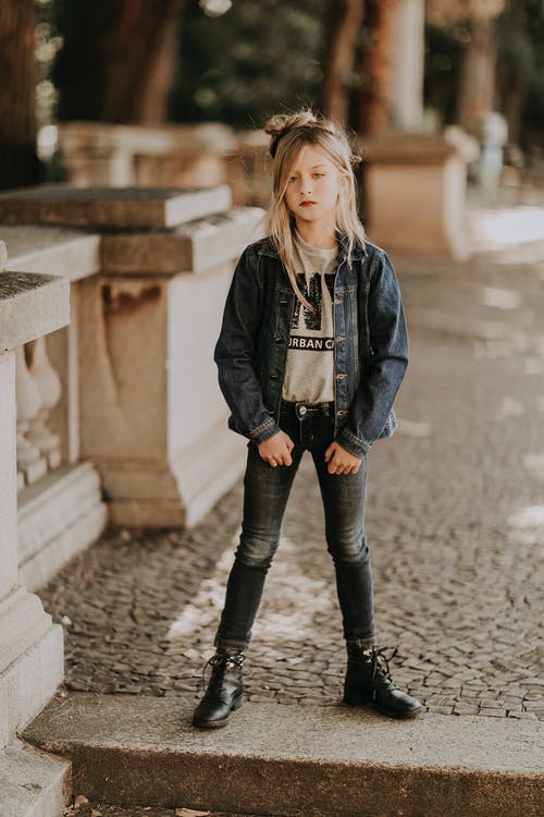 有关个性, 人行道, 休闲的免费素材图片