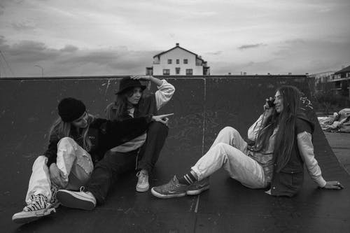 有关亚文化, 千禧年, 单色的免费素材图片