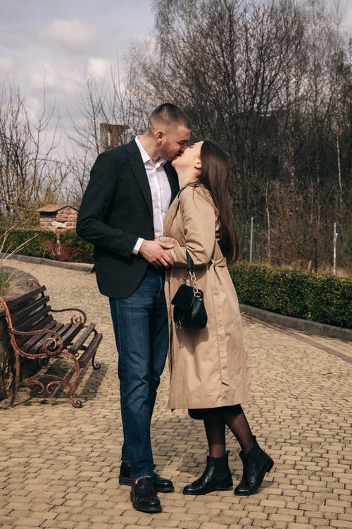 有关一对, 一起, 下落的免费素材图片