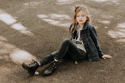 有关个性, 人行道, 休闲的免费素材图片