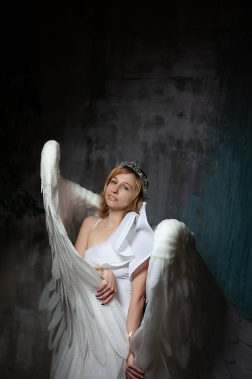 有关垂直拍摄, 天使的翅膀, 女人的免费素材图片