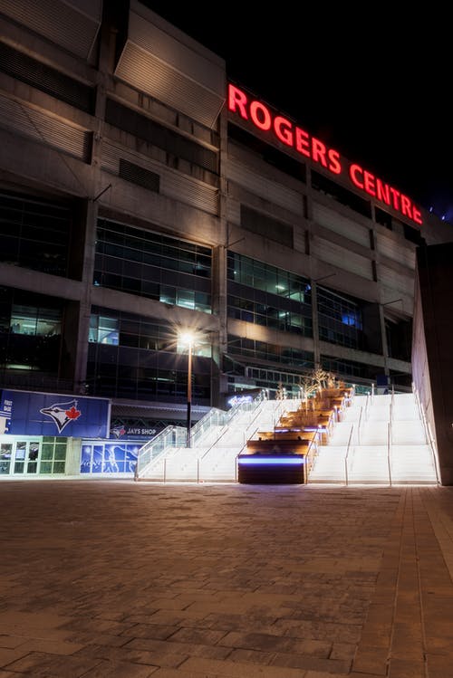 有关加拿大, 在晚上, 垂直拍摄的免费素材图片