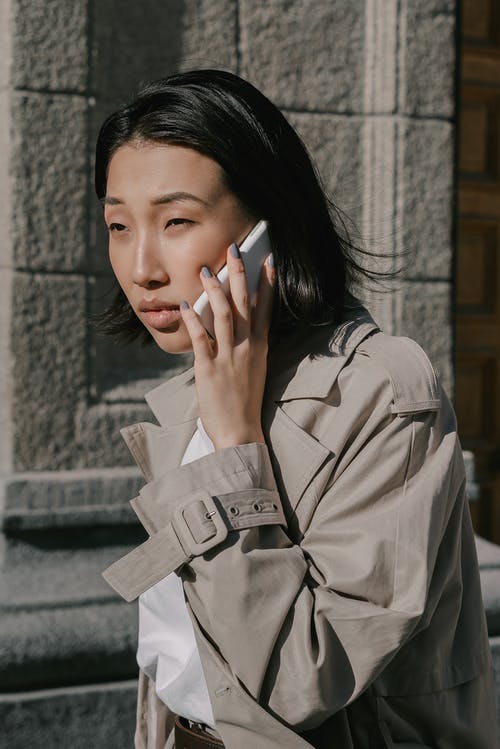 有关垂直拍摄, 女人, 女商人的免费素材图片