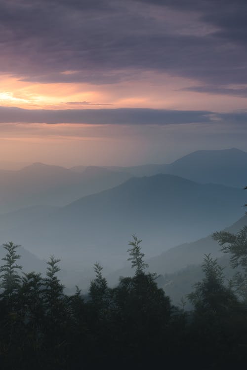 有关垂直拍摄, 天性, 山的免费素材图片