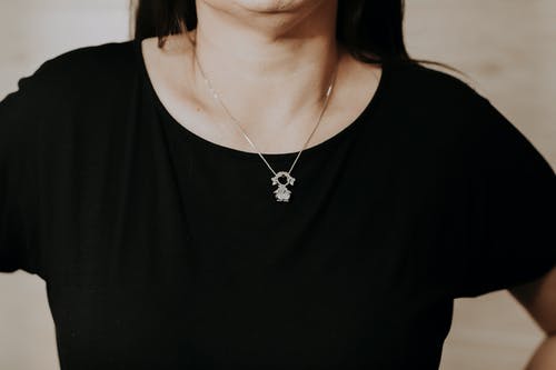 有关T恤, 不露面, 休閒的免费素材图片