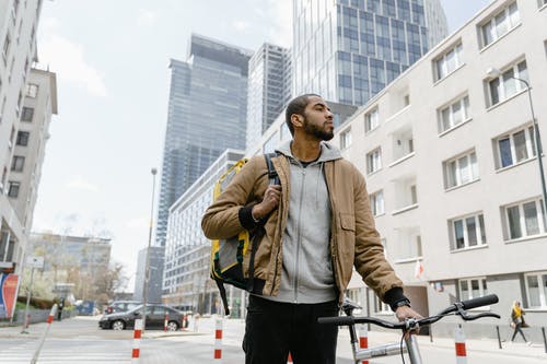 有关交付, 人, 信使的免费素材图片