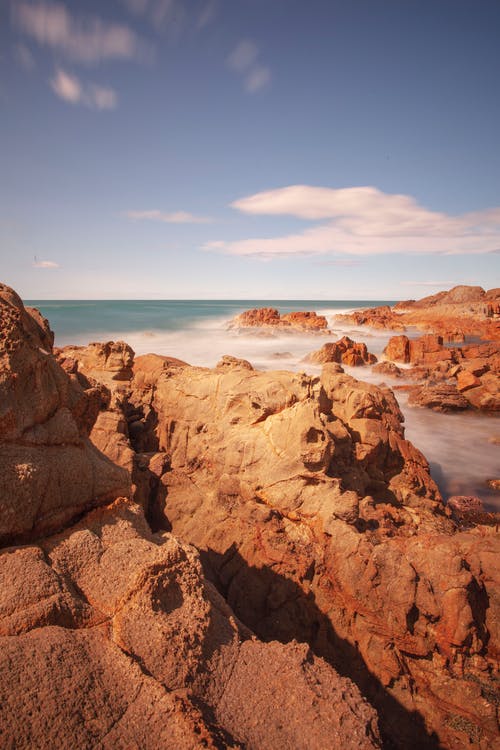 有关垂直拍摄, 多岩石的海滩, 天性的免费素材图片