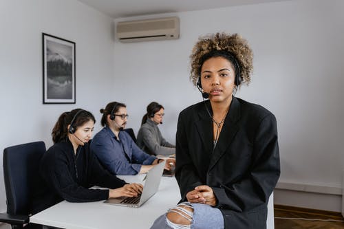 有关客户支持, 客服中心, 室内的免费素材图片