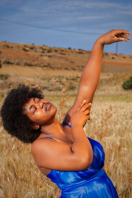 有关垂直拍摄, 拍照片, 摆姿势的免费素材图片