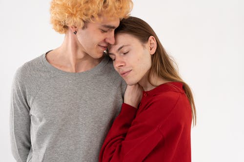 有关一对, 一起, 坐的免费素材图片