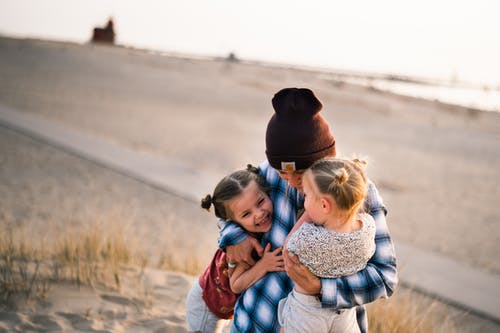 有关一起, 微笑, 快乐的免费素材图片