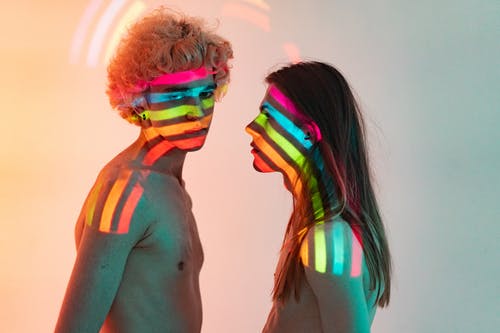 有关一对, 半裸, 彩虹的免费素材图片