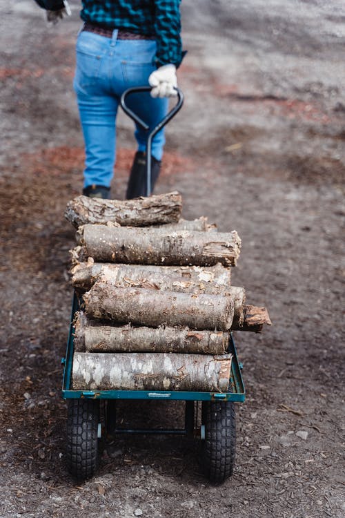 有关四轮的运货马车, 垂直拍摄, 堆的免费素材图片
