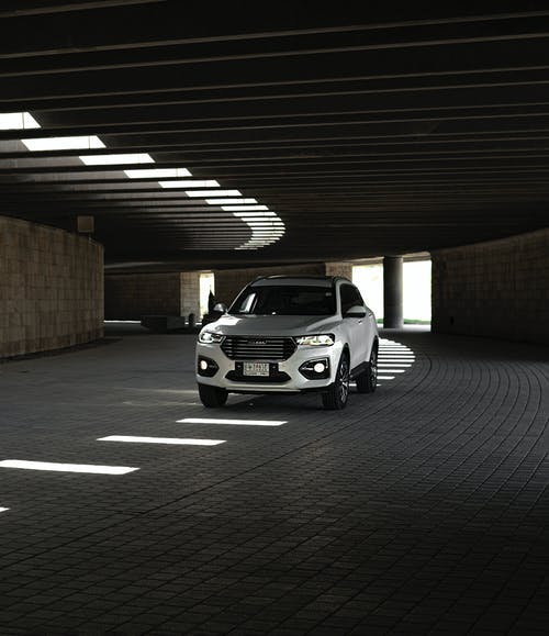 有关中国汽车, 产品摄影, 停的免费素材图片