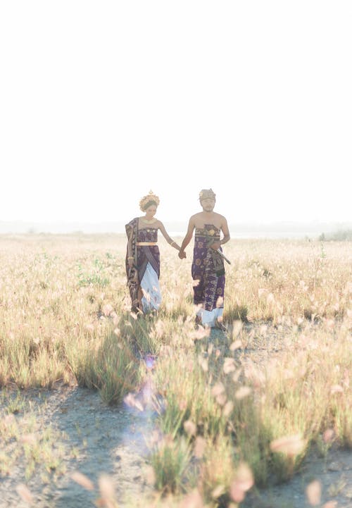 有关一对, 垂直拍摄, 户外的免费素材图片