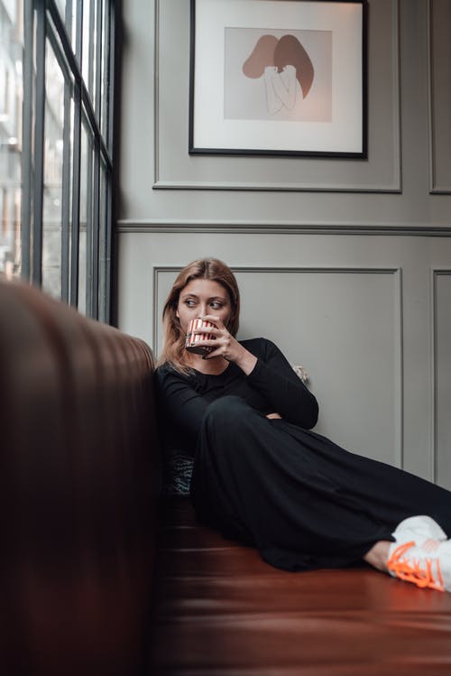 有关人, 喝, 在家的免费素材图片