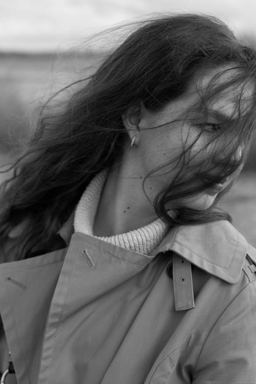 有关人, 单色, 垂直拍摄的免费素材图片