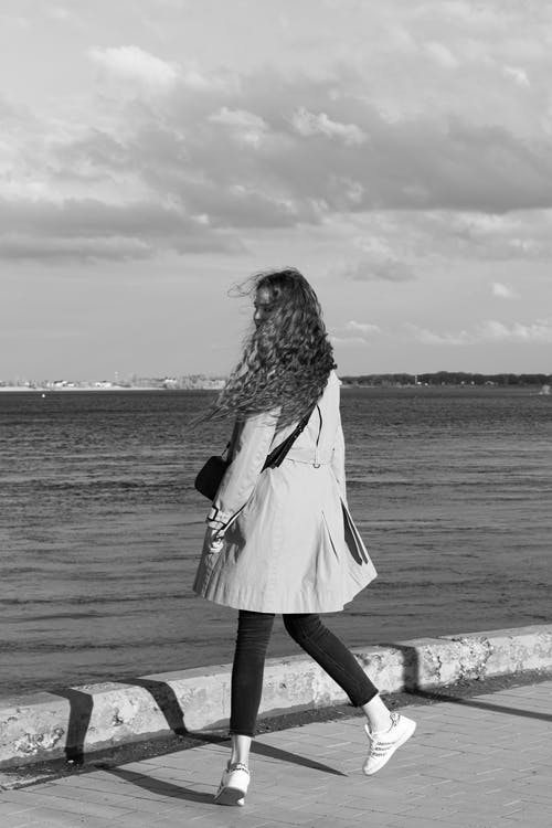 有关人, 单色, 垂直拍摄的免费素材图片