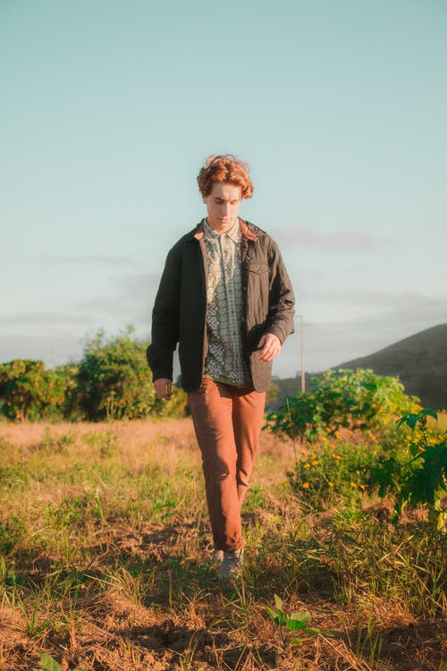 有关人, 垂直拍摄, 往下看的免费素材图片