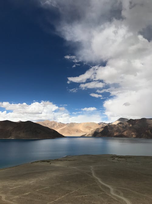 有关冷静, 反射, 垂直拍摄的免费素材图片