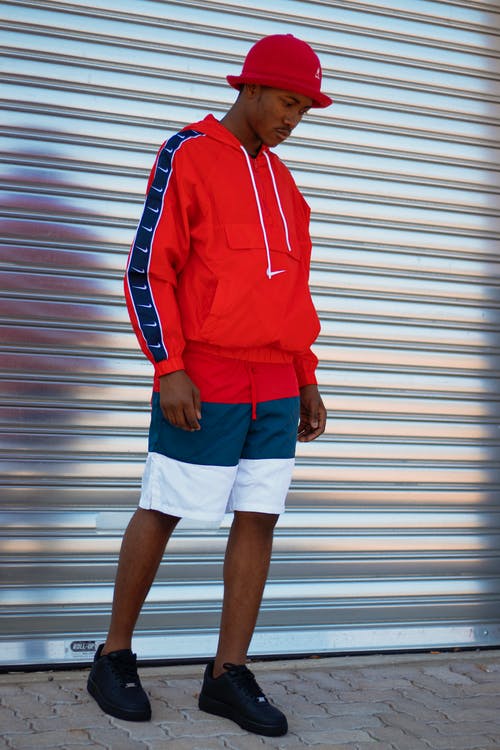 有关垂直拍摄, 帽子, 往下看的免费素材图片