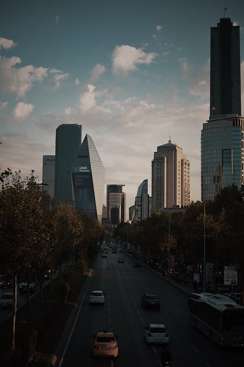 有关垂直拍摄, 城市, 建筑的免费素材图片