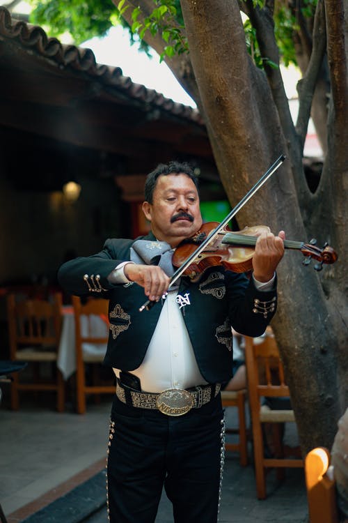 有关cinco de mayo, 人, 传统服装的免费素材图片