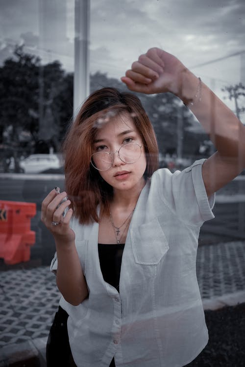 有关人, 垂直拍摄, 女人的免费素材图片