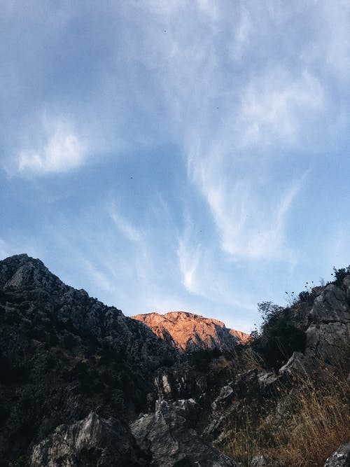 有关不变, 不均匀的, 从下面的免费素材图片