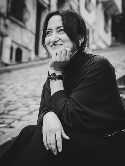 有关单色, 垂直拍摄, 女人的免费素材图片