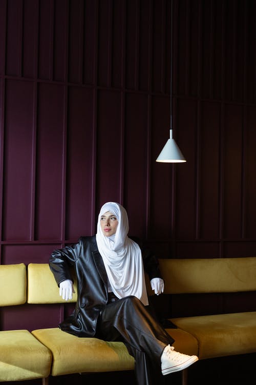 有关咖啡店, 坐, 女人的免费素材图片