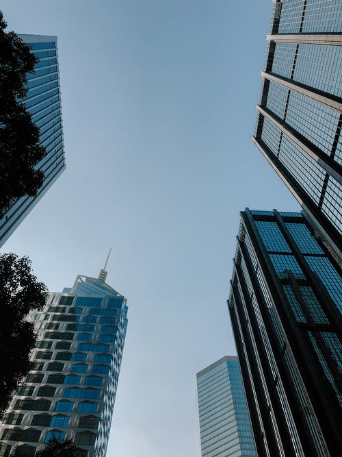 有关不动产, 中央, 从下面的免费素材图片