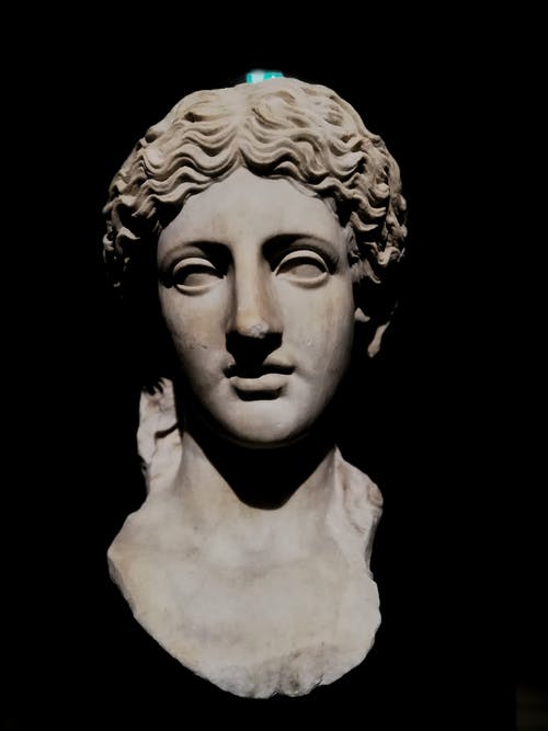 有关垂直拍摄, 希腊雕像, 灰色混凝土的免费素材图片