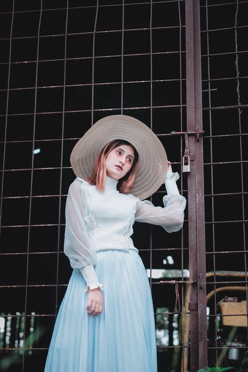 有关优雅, 垂直拍摄, 女人的免费素材图片