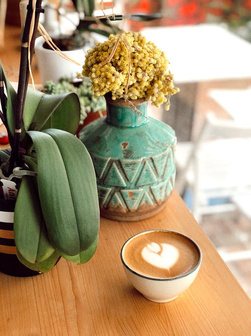 有关咖啡, 垂直拍摄, 拉花的免费素材图片