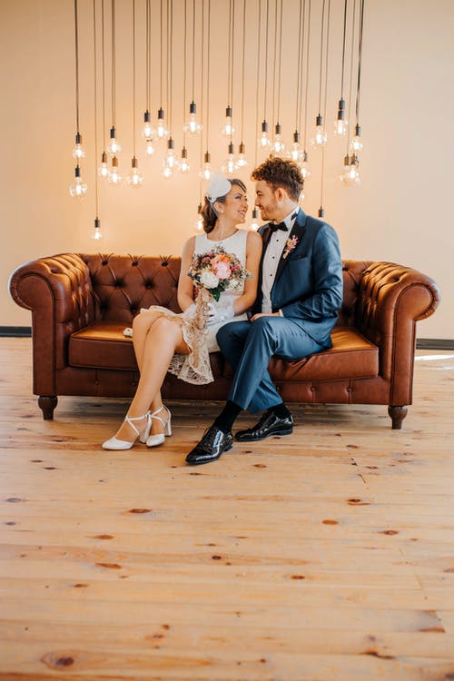 有关一对, 一起, 吊灯的免费素材图片