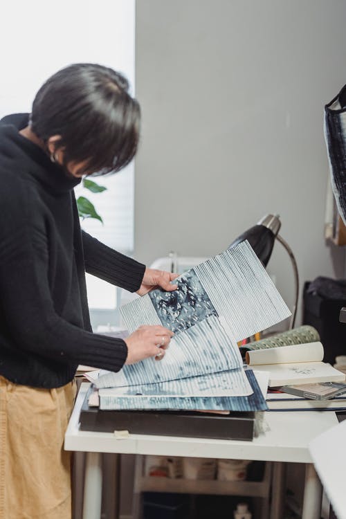 有关创造力, 垂直拍摄, 女人的免费素材图片