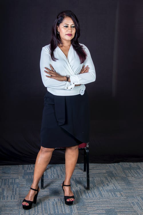 有关人, 双臂交叉, 垂直拍摄的免费素材图片