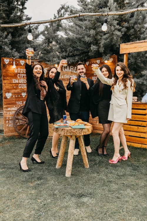 有关乾杯, 人, 同事的免费素材图片