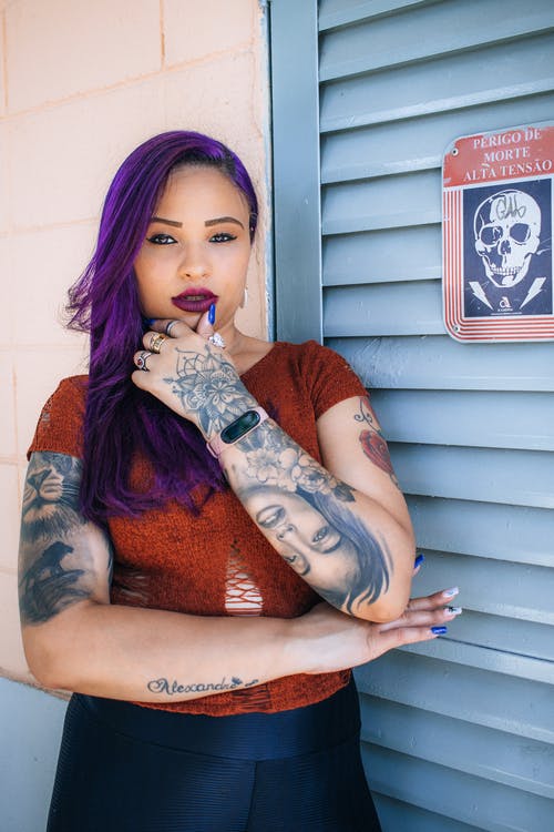 有关垂直拍摄, 女人, 摆姿势的免费素材图片