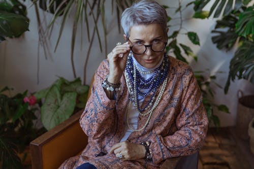 有关女性, 好看, 专注的免费素材图片