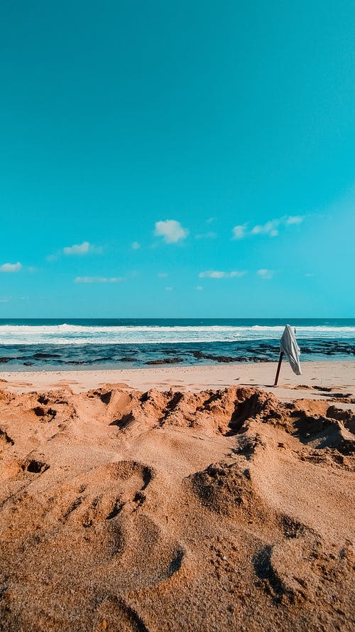 有关地平线, 垂直拍摄, 招手的免费素材图片